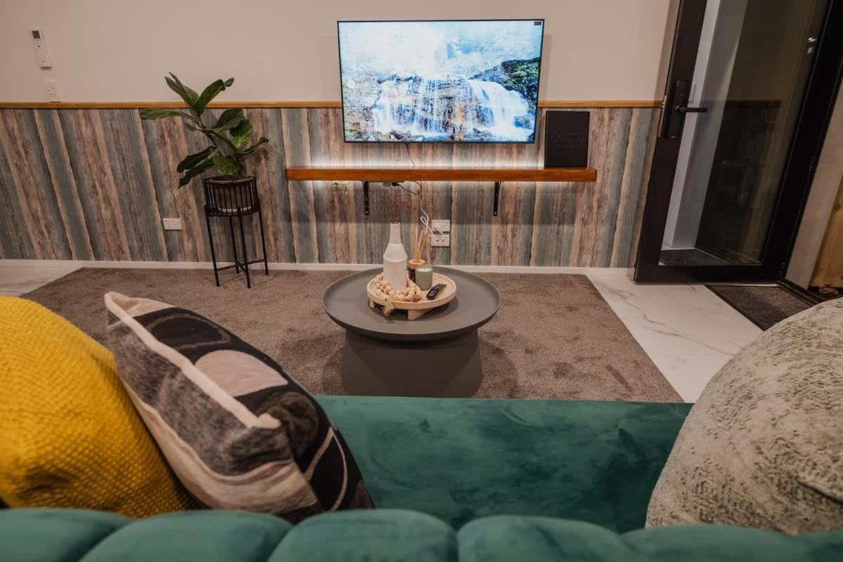 כרייסטצ'רץ' Casino Luxury Suite City Centre - Sleeps 5 מראה חיצוני תמונה